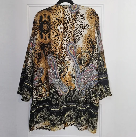 New Boohoo Beautiful Animal Print & Paisley Kimono sz medium - Picture 7 of 7